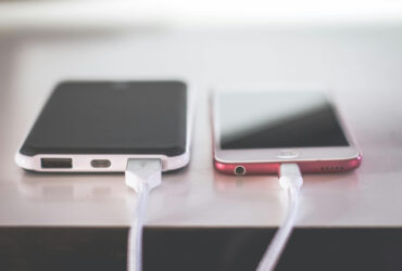 Ilustrasi Menghemat Baterai Smartphone