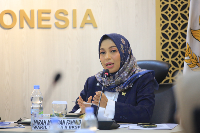 ANGGOTA DPD RI PROV. NTB MIRAH MIDADAN FAHMID